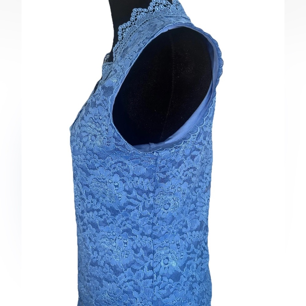 Karl Lagerfeld Paris Blue Lace V-Neck Sleeveless Women's Top - Picture 4 of 10